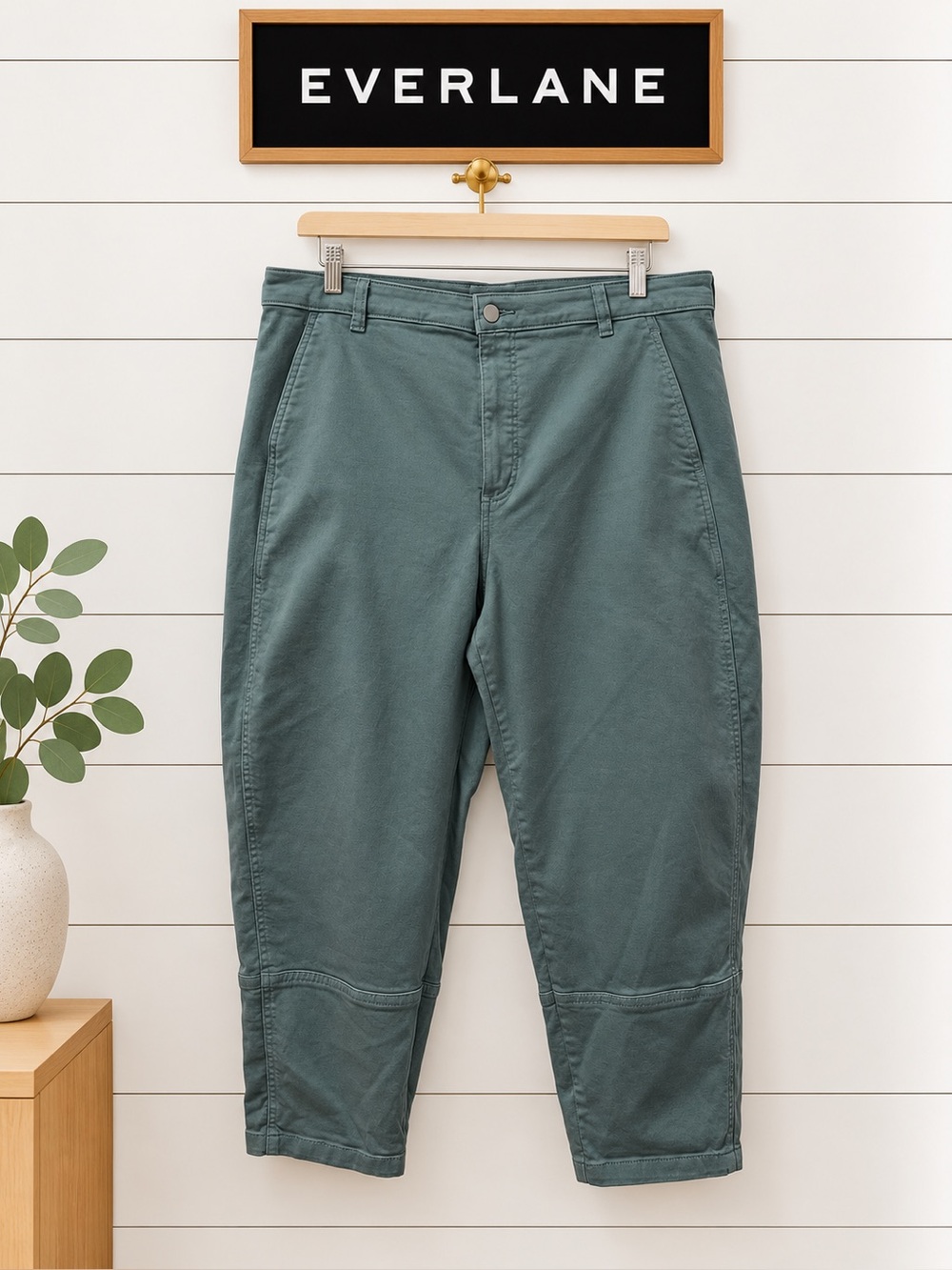 Everlane – Barrel Pants – Sage Green – Size 16
